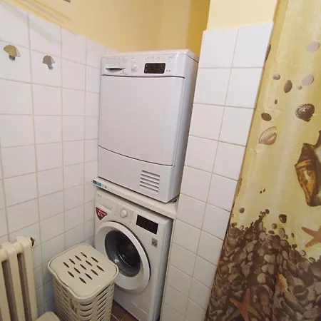 Veki Apartment